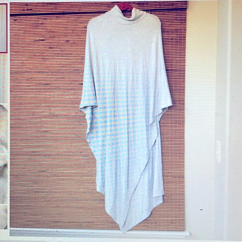 NWOT Lou & Grey asymmetrical long sweater poncho!
